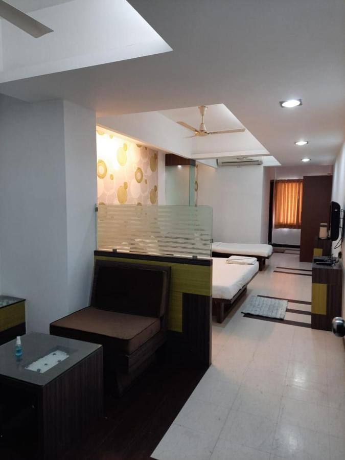 Hotel Grand Suites Індаур Екстер'єр фото
